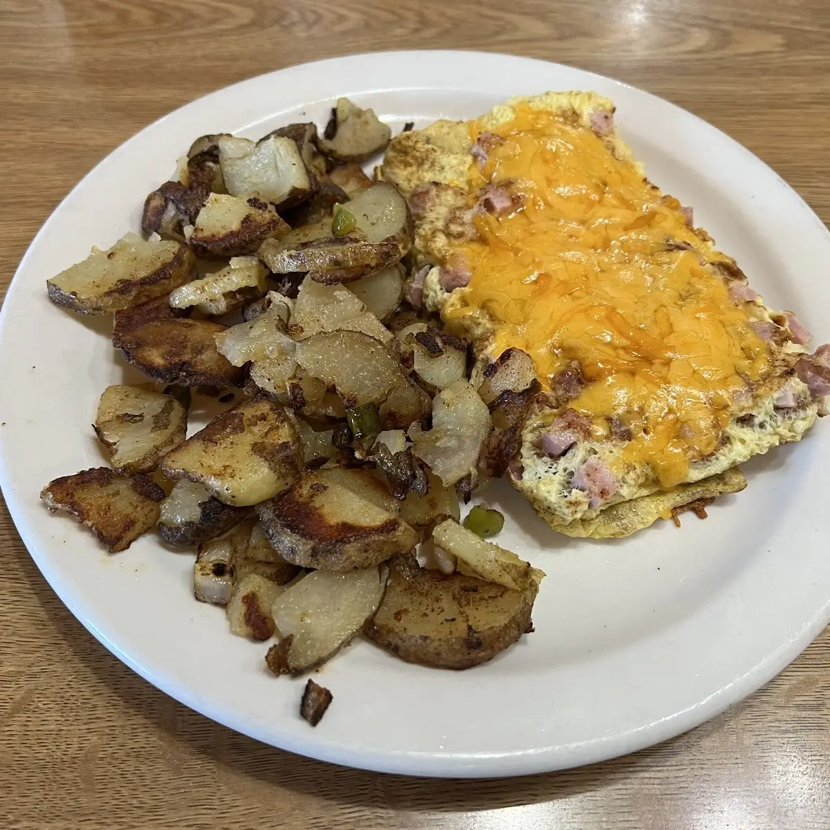 Ham and Cheddar Cheese Omelette with Country Potatoes