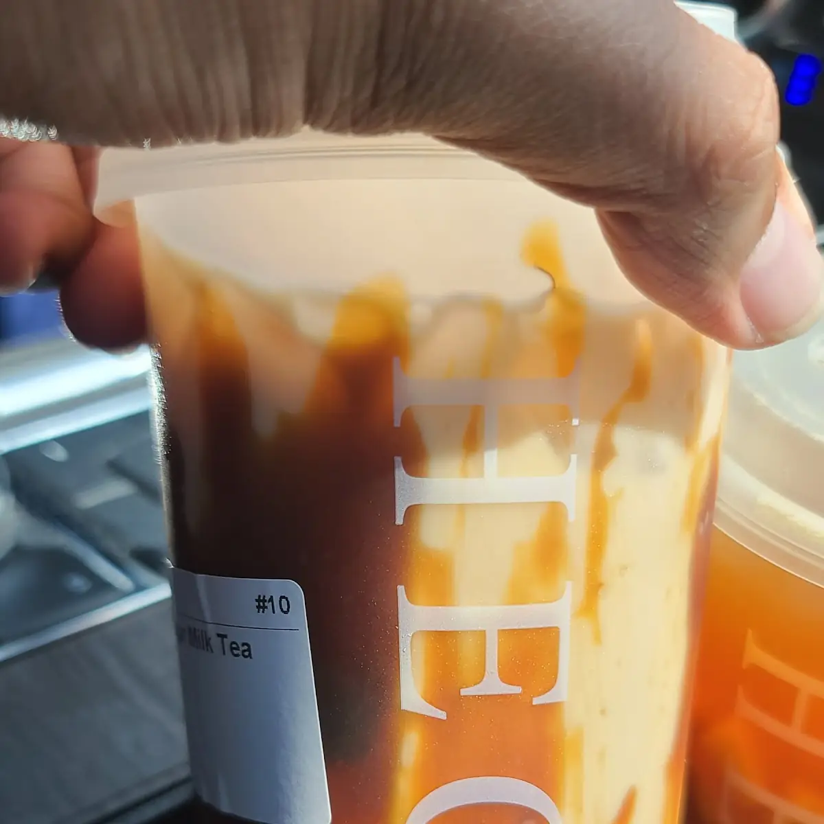 Caramel Bubble Milk Black Tea with Conjac Boba