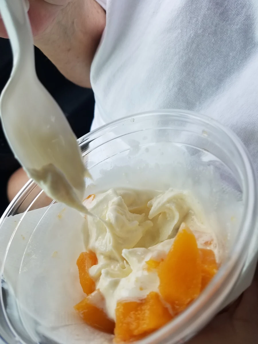 Peach Sundae