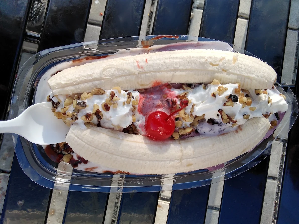 Banana Split in a Boat