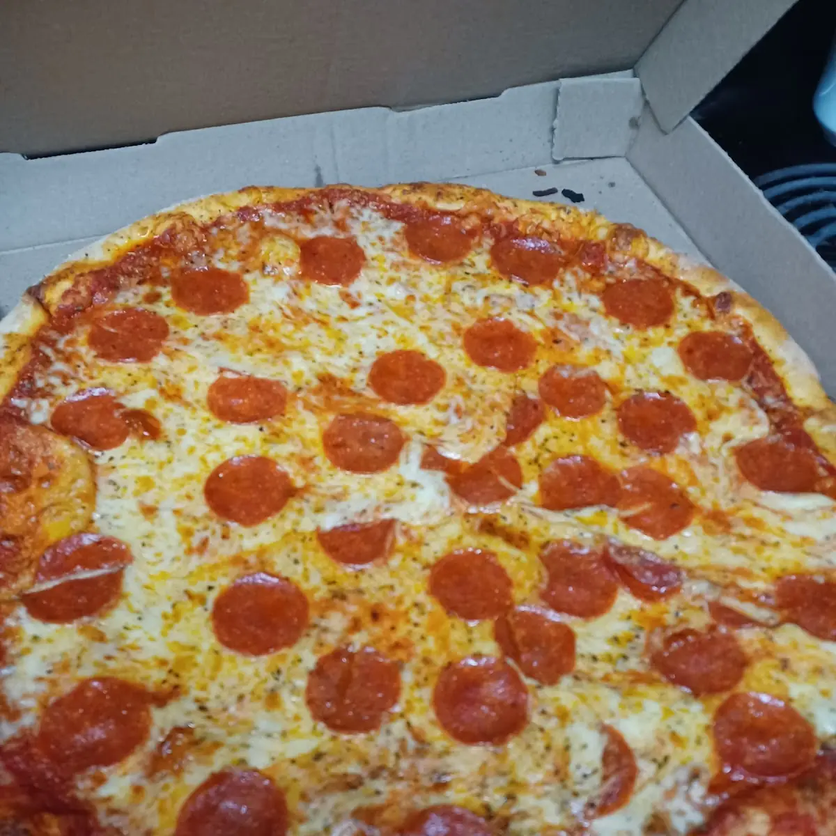 Cheese Pizza Pepperoni Pizza