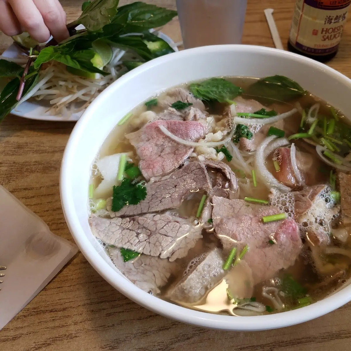 Fresh Rice Noodle with Beef Broth