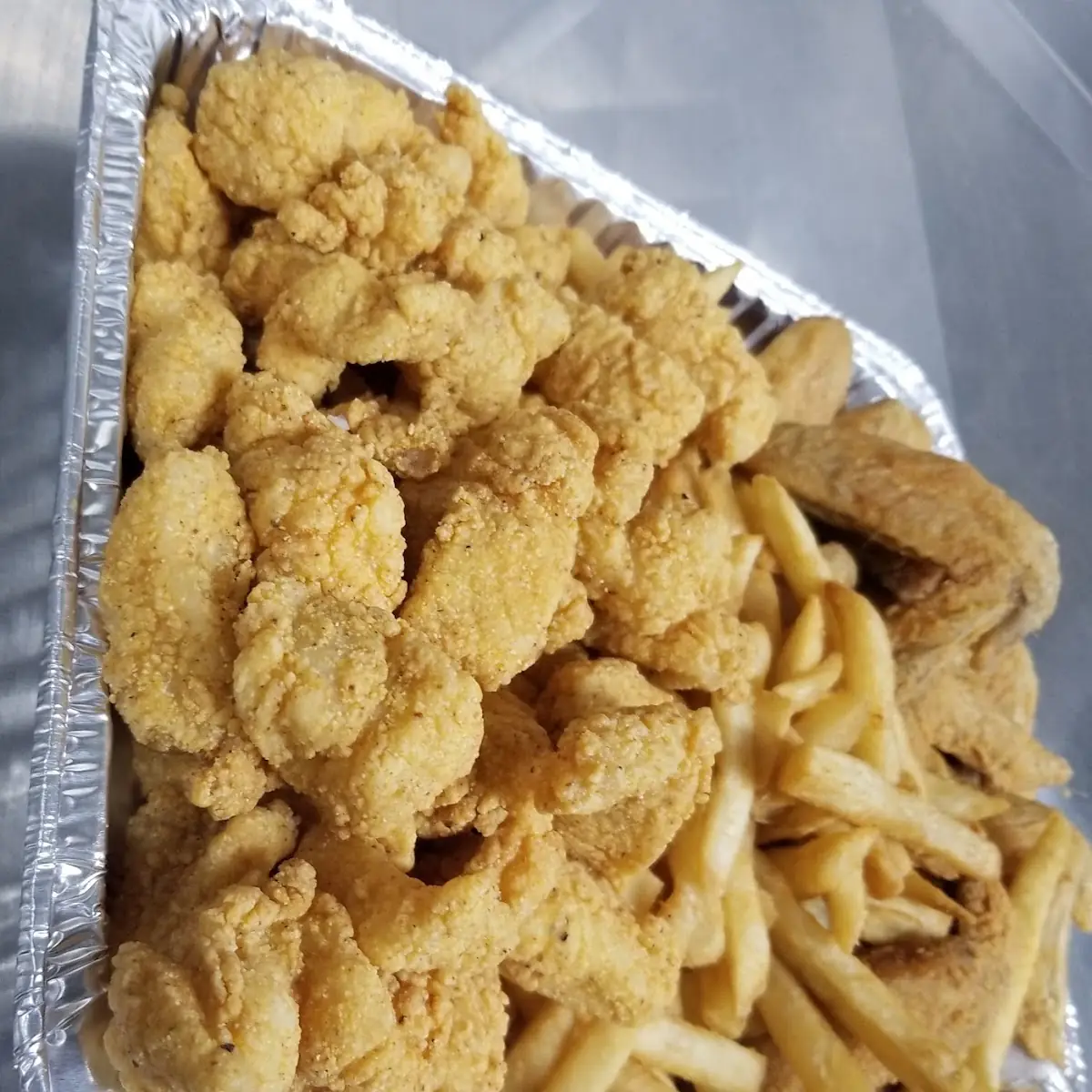 Catfish Nuggets and Wings Combo