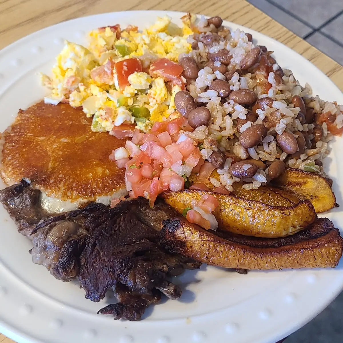Plato De La Casa