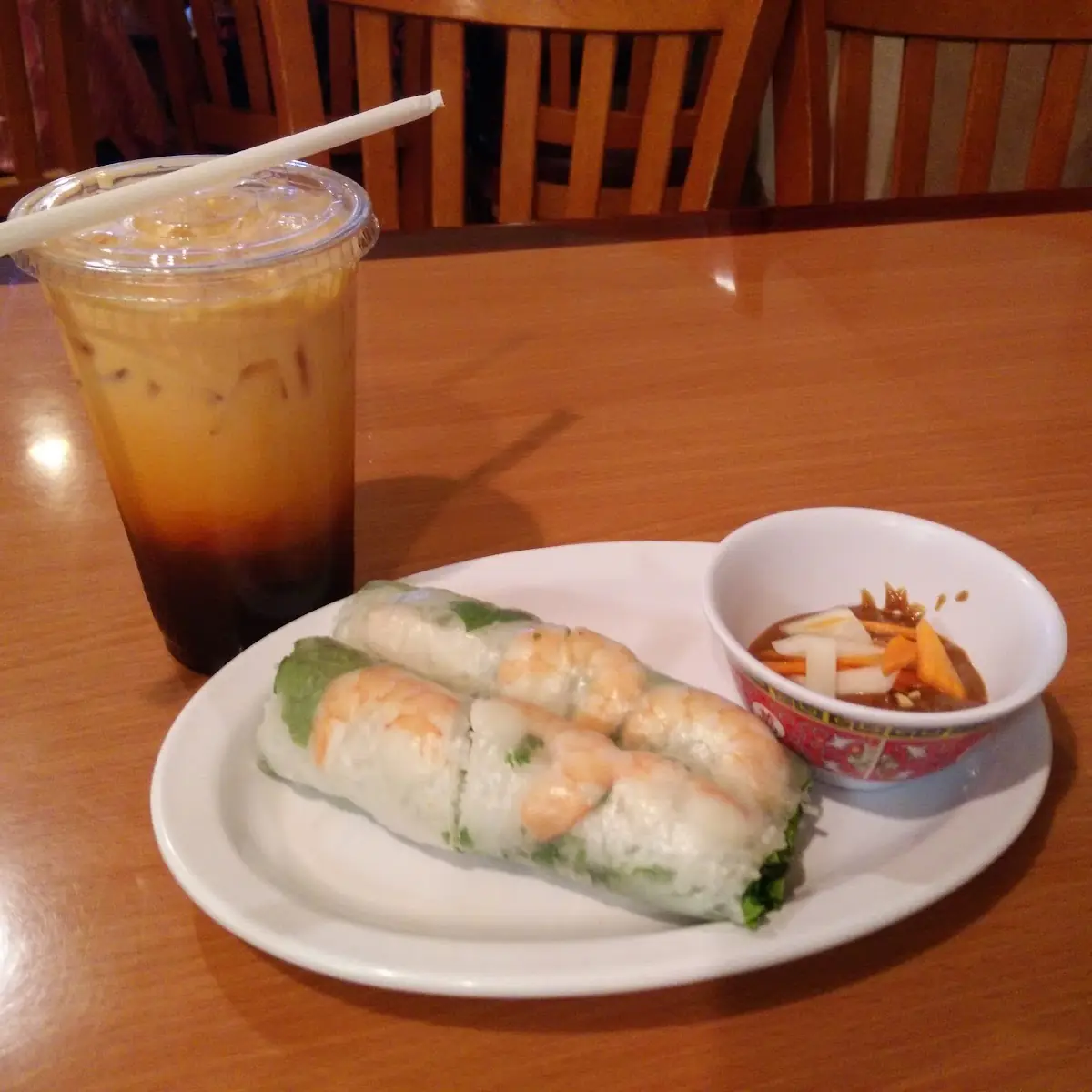Spring Roll and Thai Iced Tea