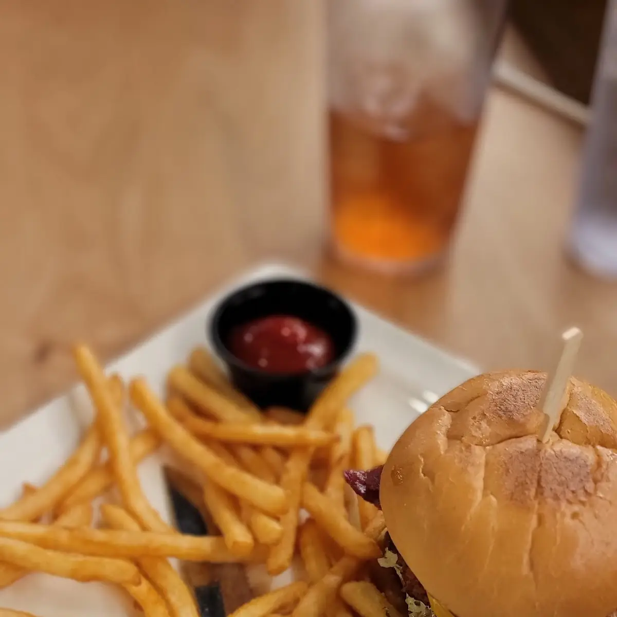 Happy Hour Sliders with Fries