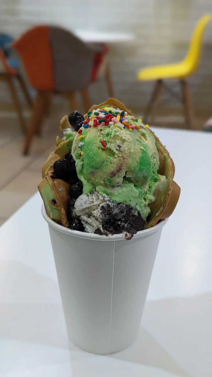 Bubble Waffle Ice Cream