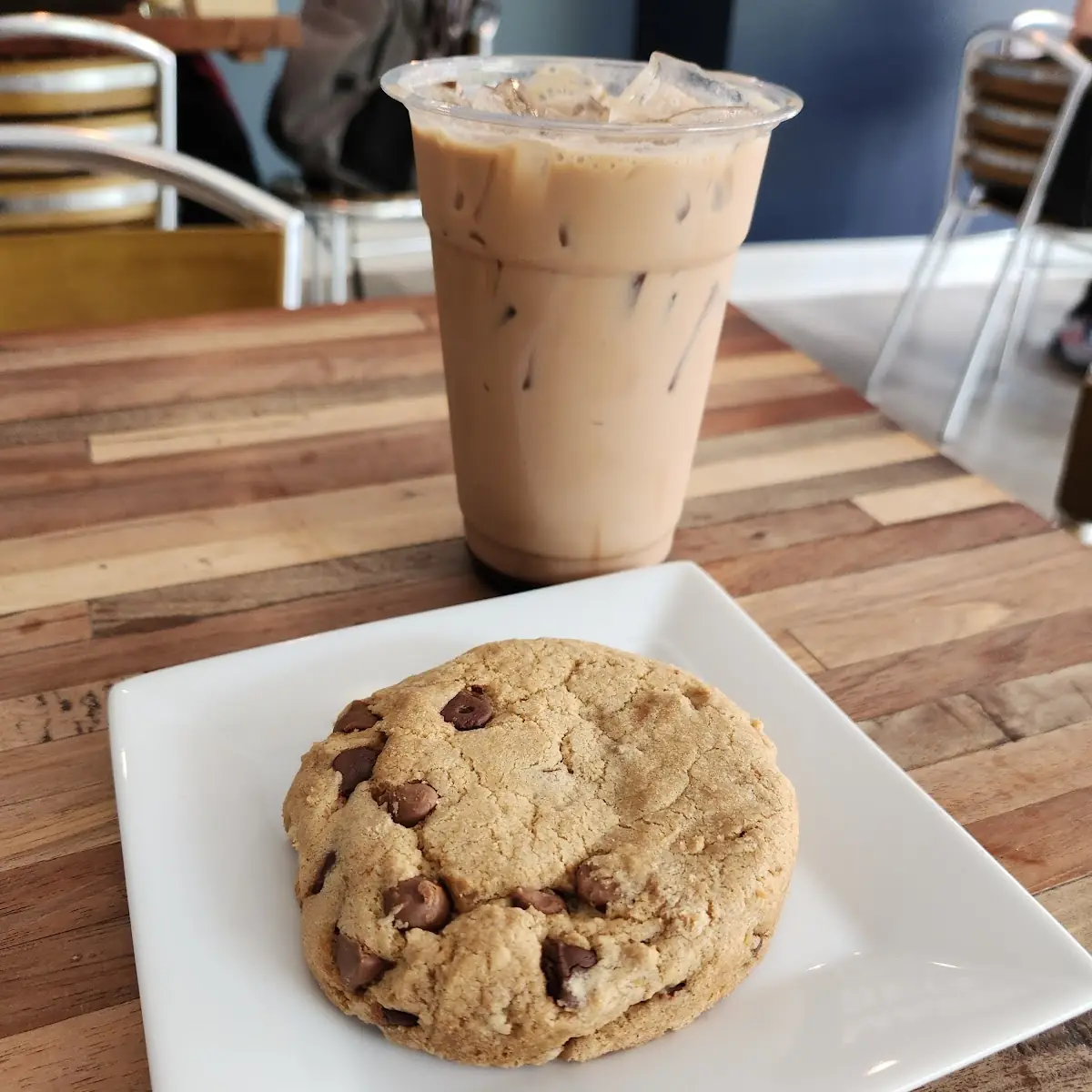 Chocolate Chip Cookie
