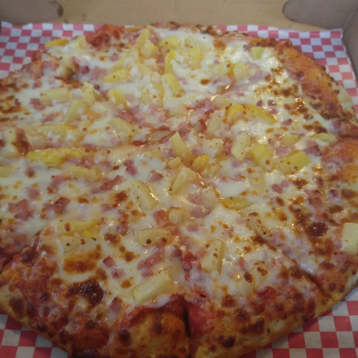 Hawaiian Pizza