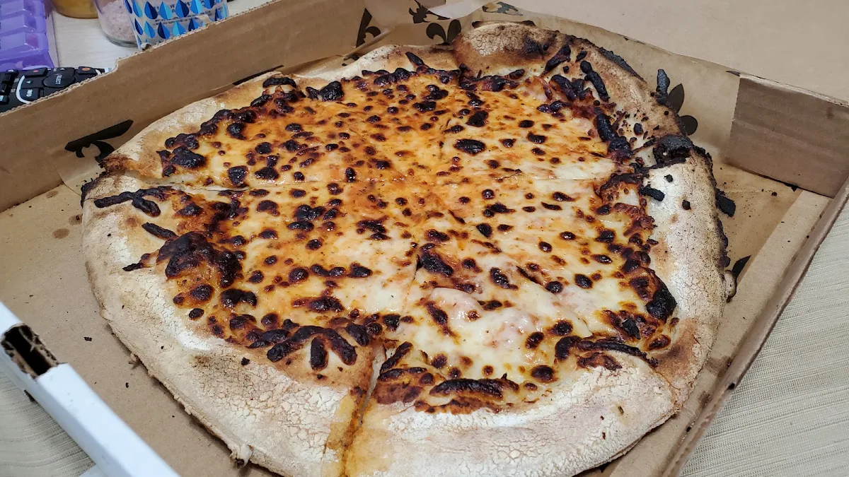Burnt Cheese Pizza