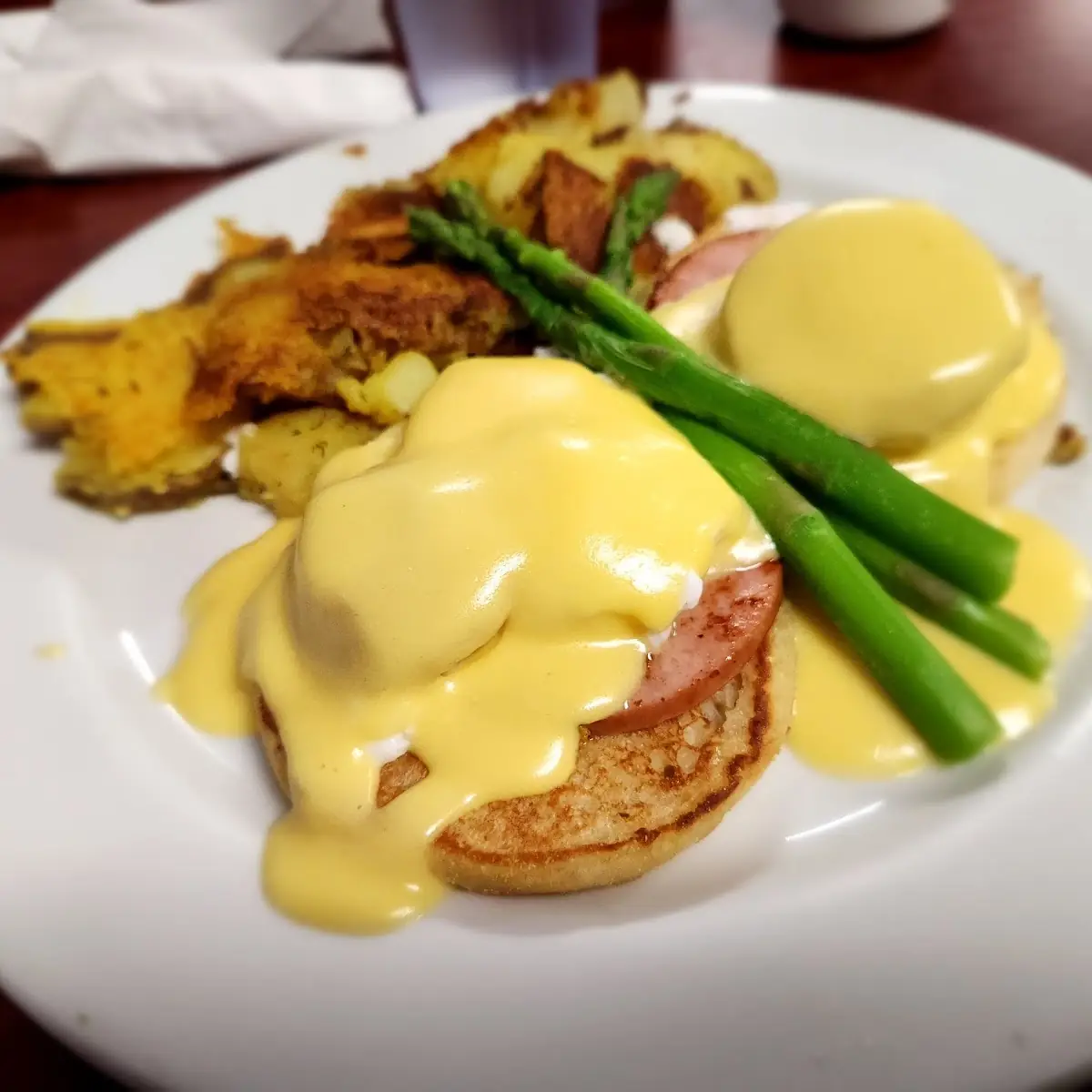 Eggs Benedict
