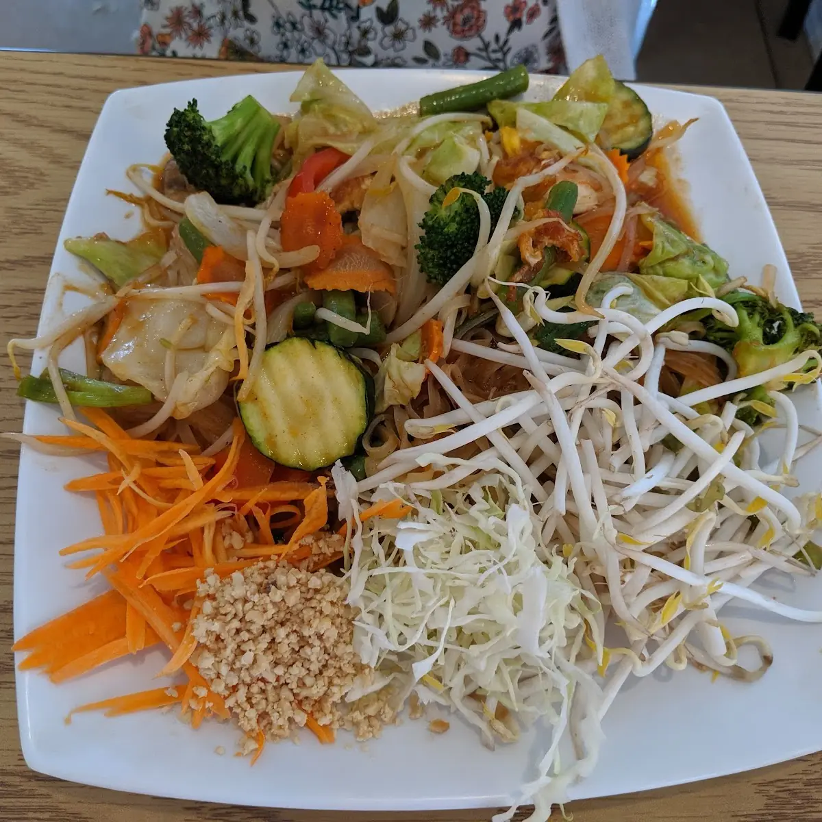 Pad Thai cater