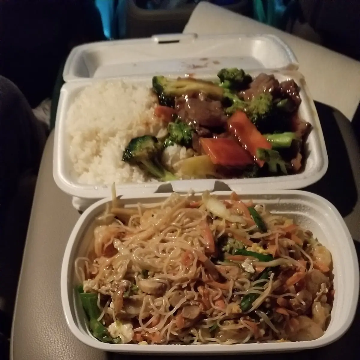General TSO's Chicken Chow Mei Fun Beef with Broccoli