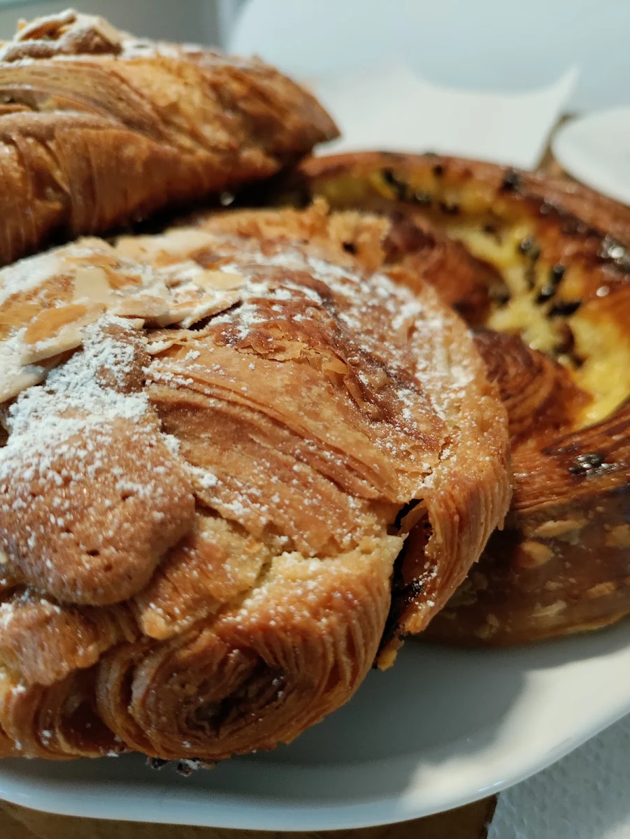 Almond Croissant