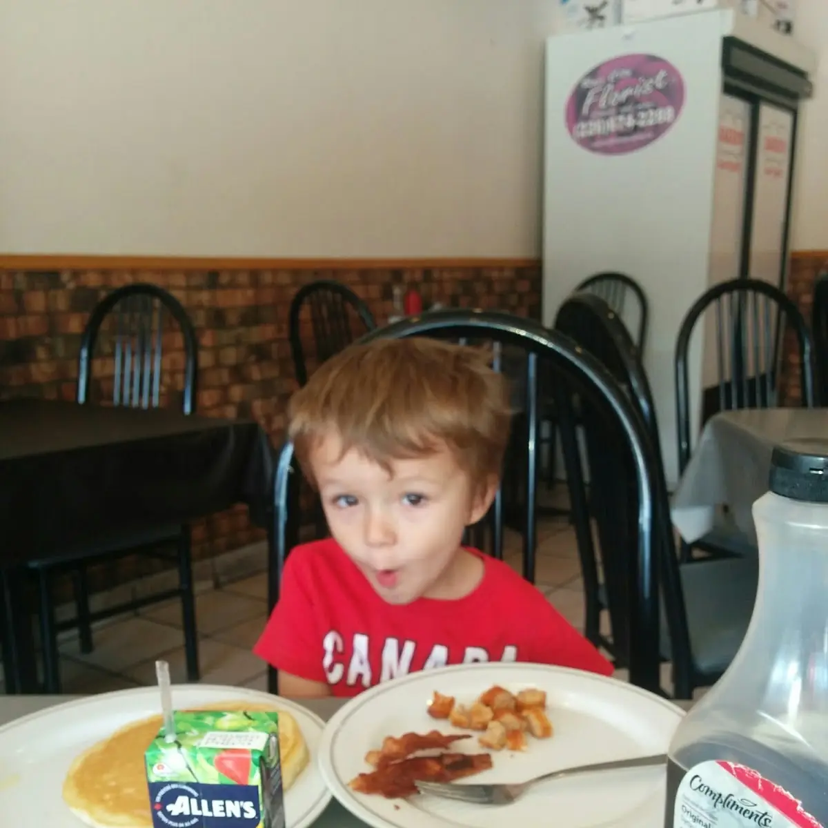 Highlights, Baker's Bar & Grill