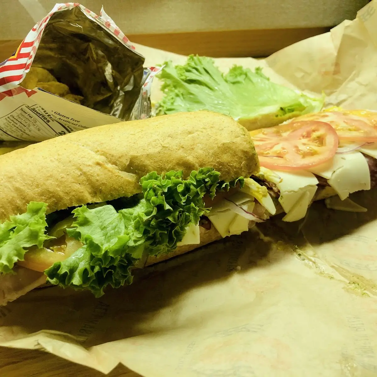 Full Size Sub and Chips