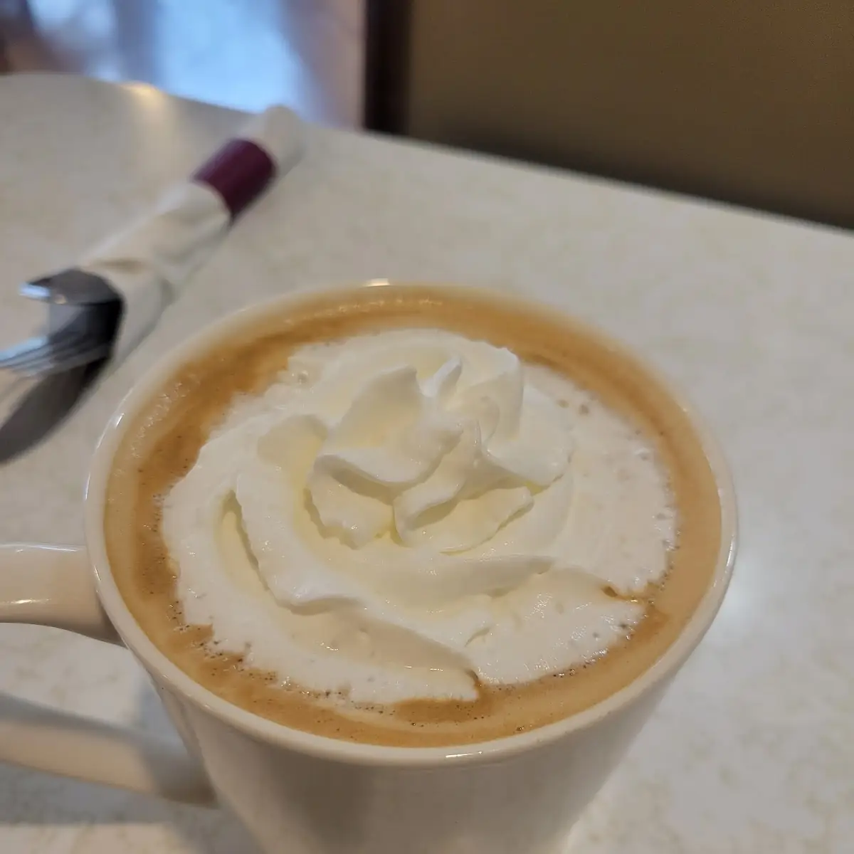 Vanilla Latte w Whipped Cream
