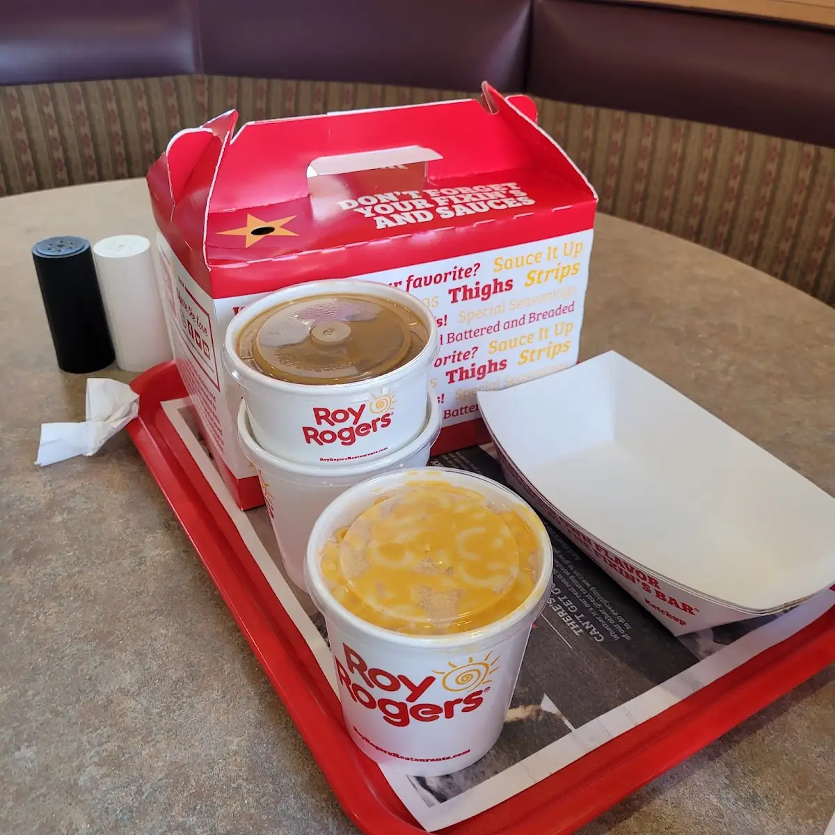 8 PC Fried Chicken Bucket