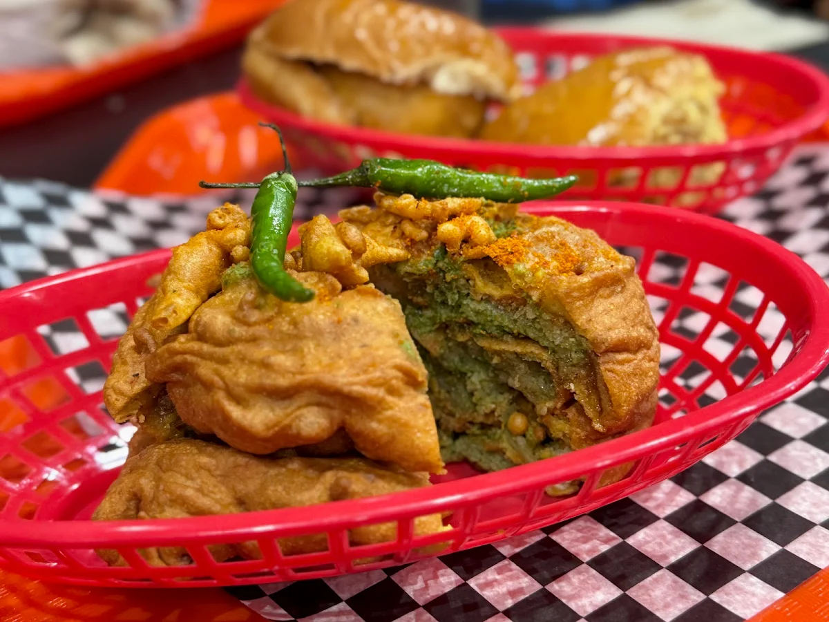 Ultra Paved, Mumbaiyaa Street Foods - Pure Vegetarian