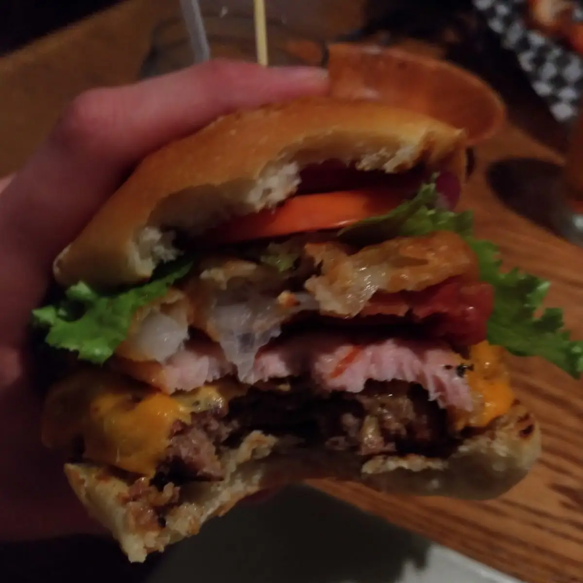 Albatross Burger