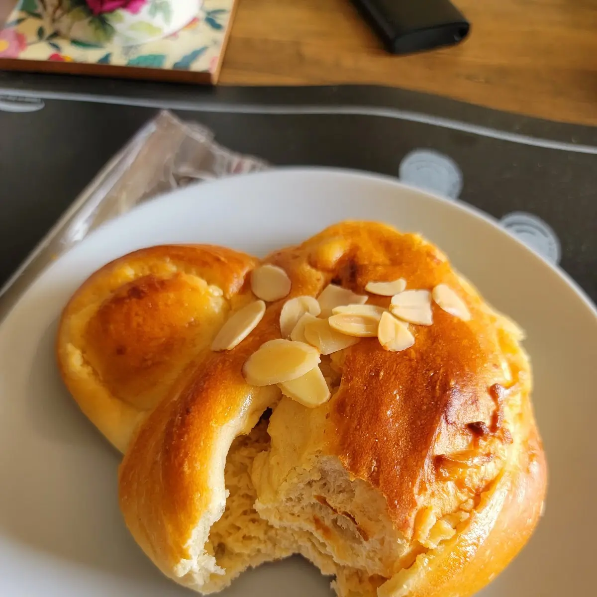 Cream Cheese Bun