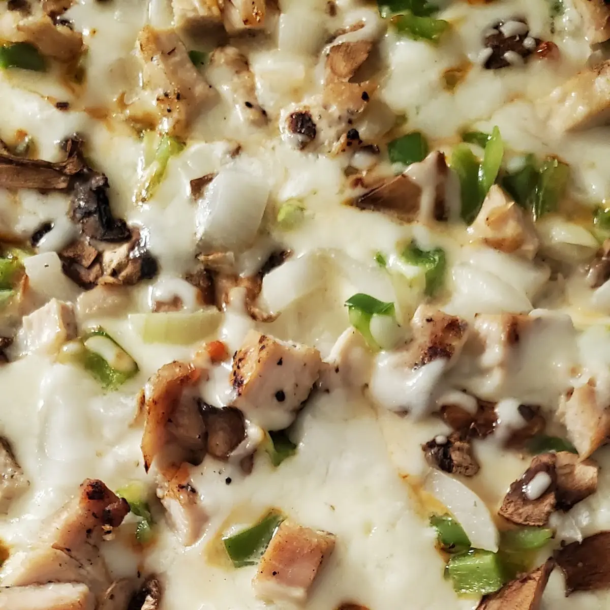 Chicken Alfredo Pizza