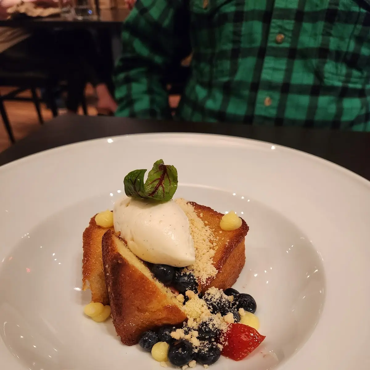 Lemon Cake with Berries & Sweet Cream