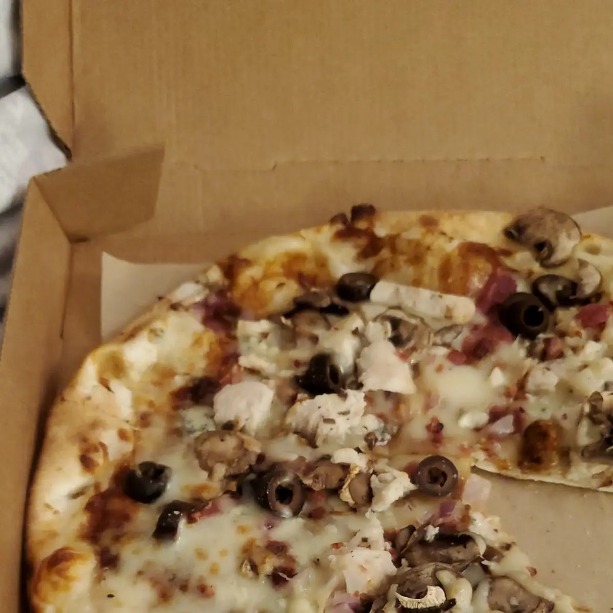 Mad Dog Pizza