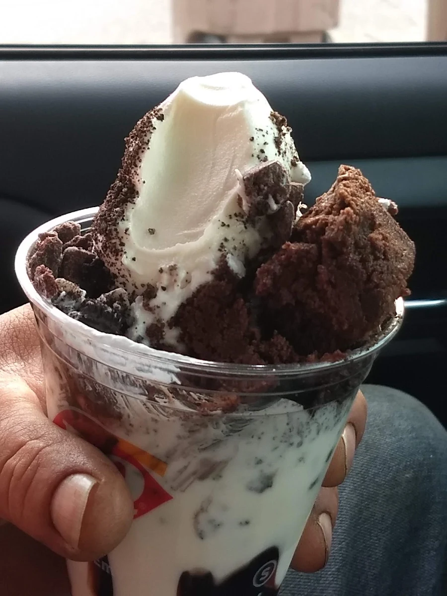 Oreo Brownie Sundae