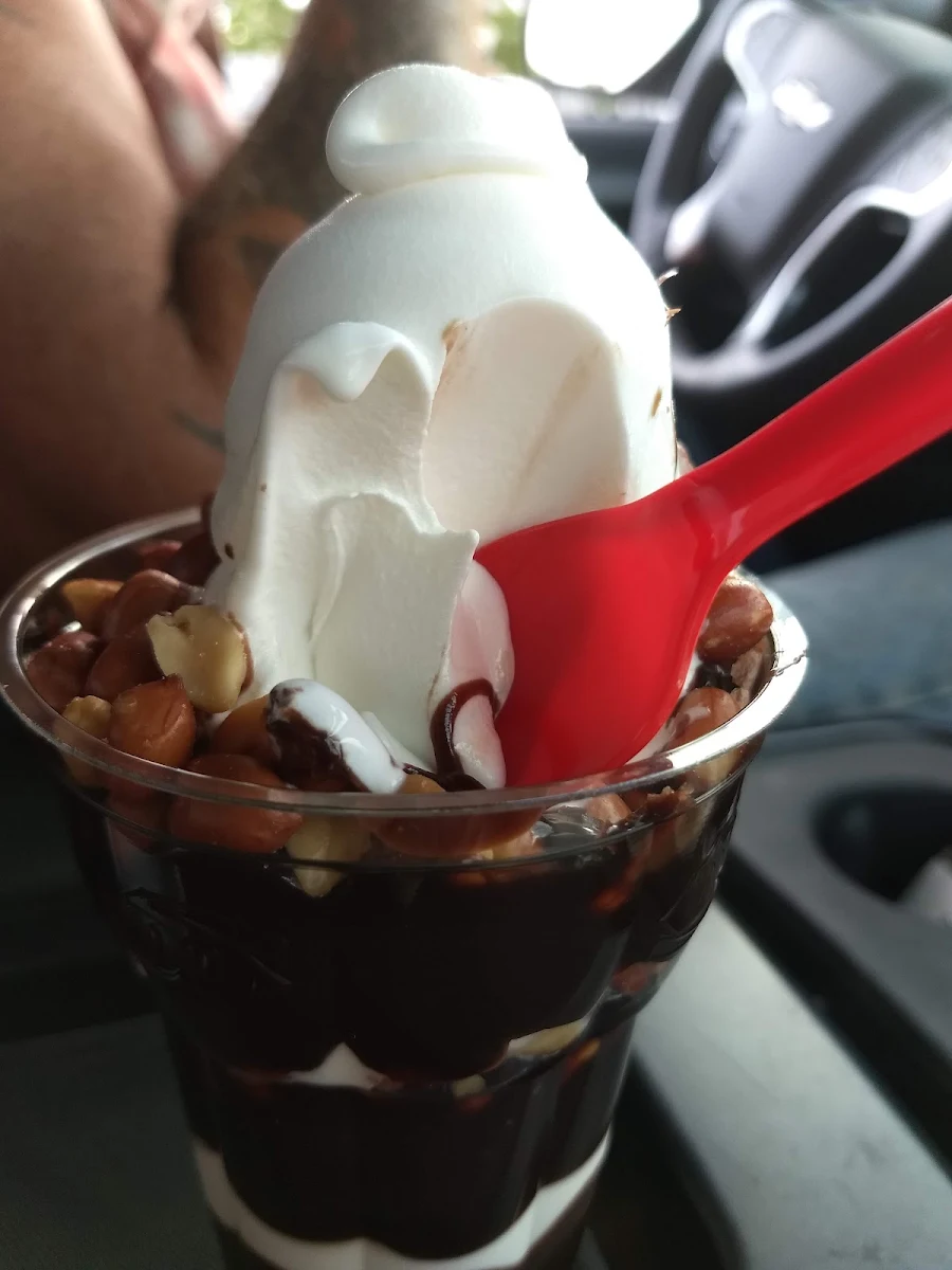 Peanut Buster Parfait
