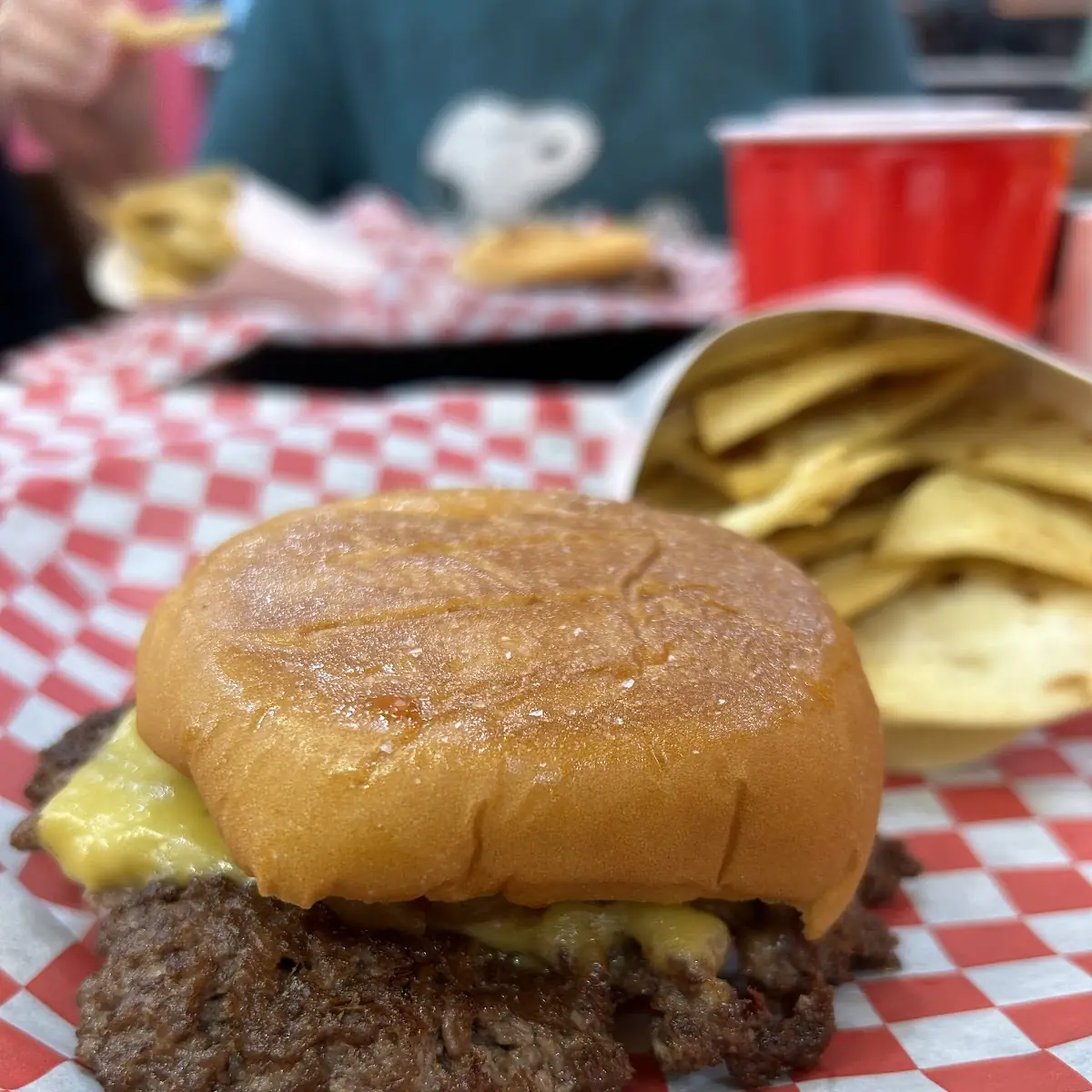Smash Burger with Side Chips