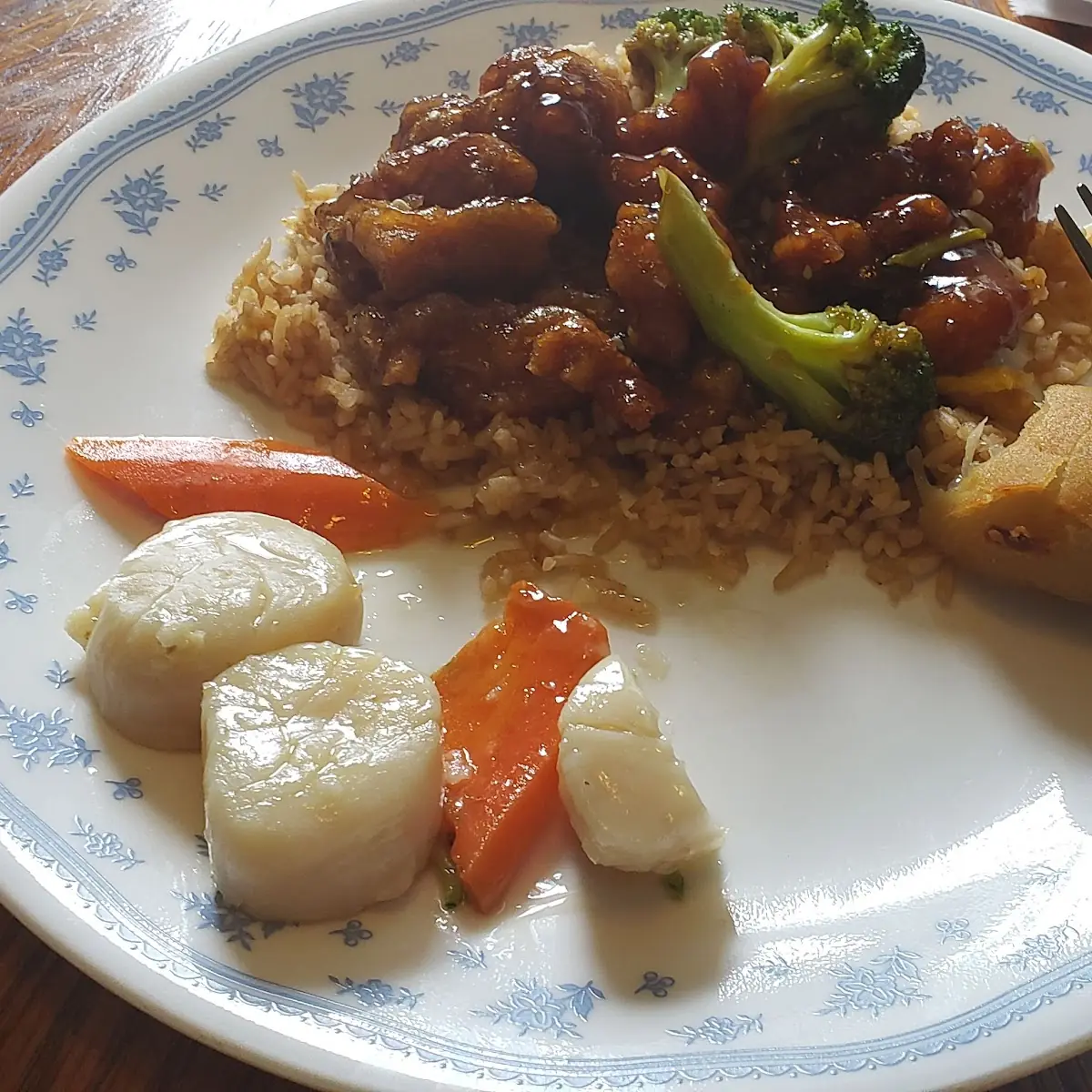 Sesame Chicken and Scallop