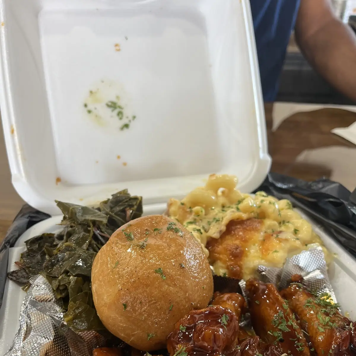 Wings Mac Greens