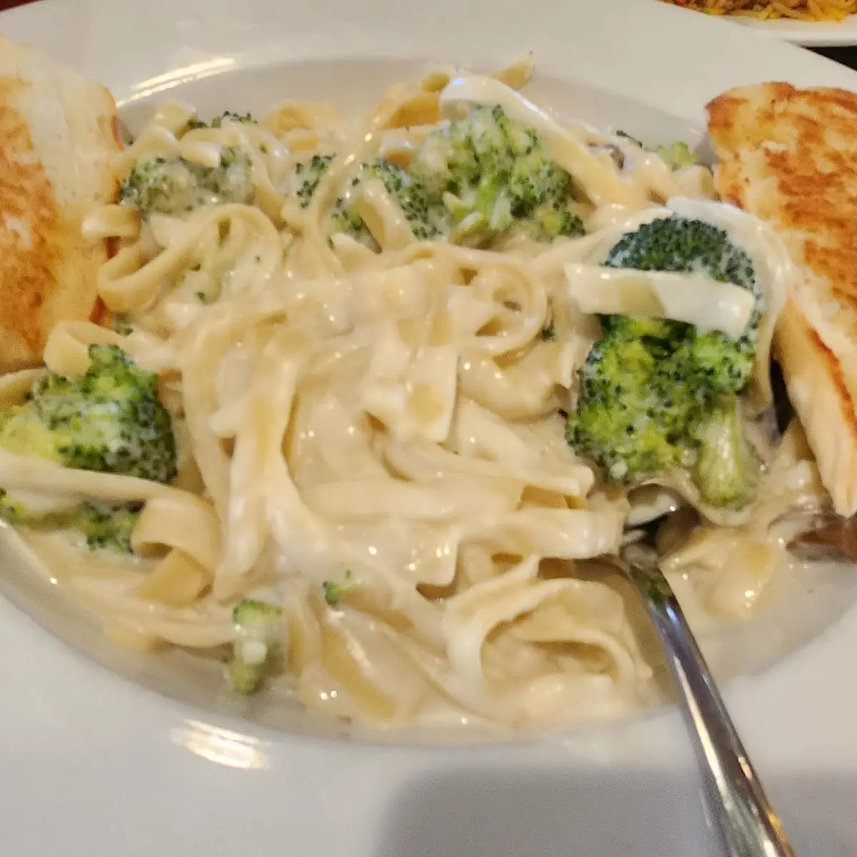 Fettuccine Alfredo