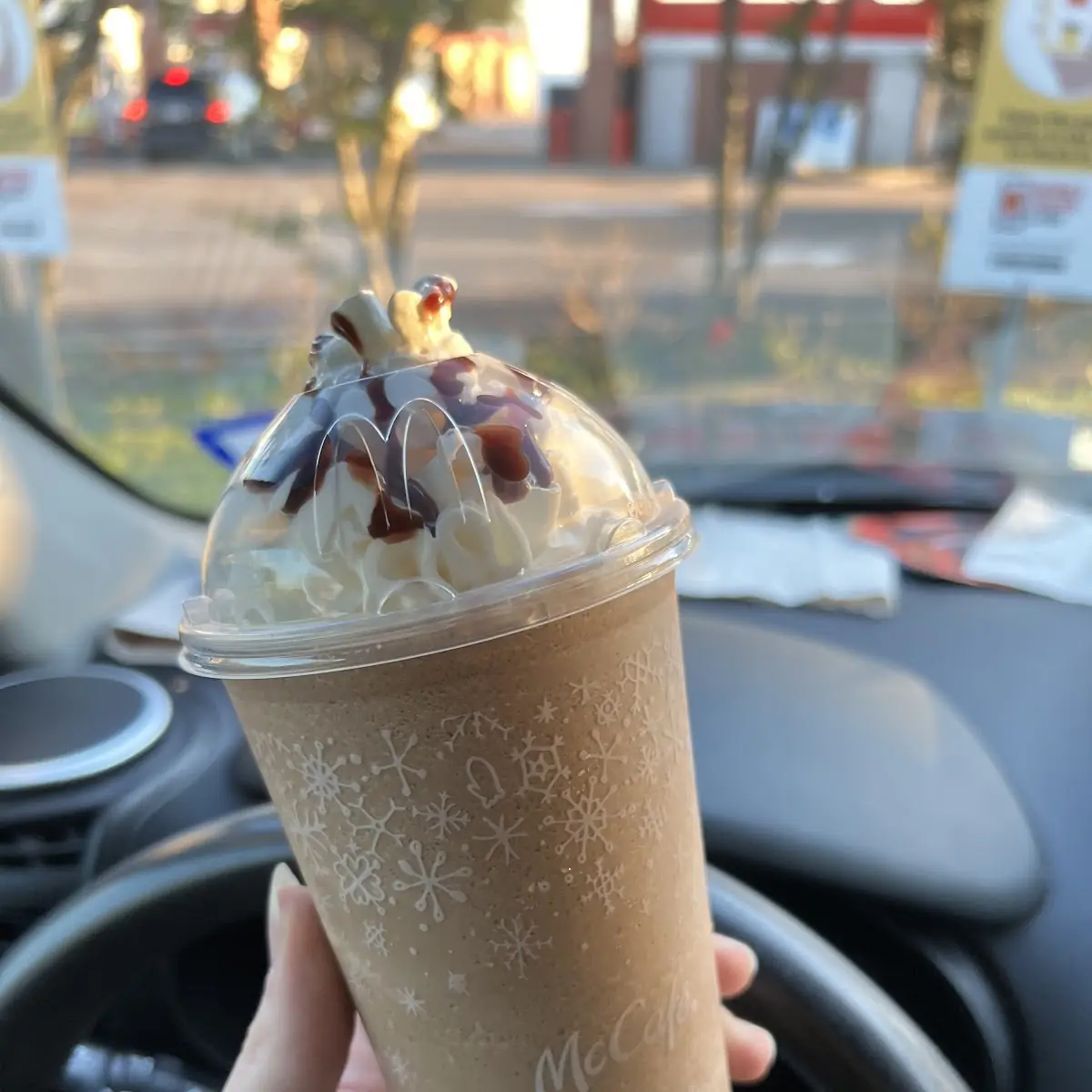Medium Caramel Frappé