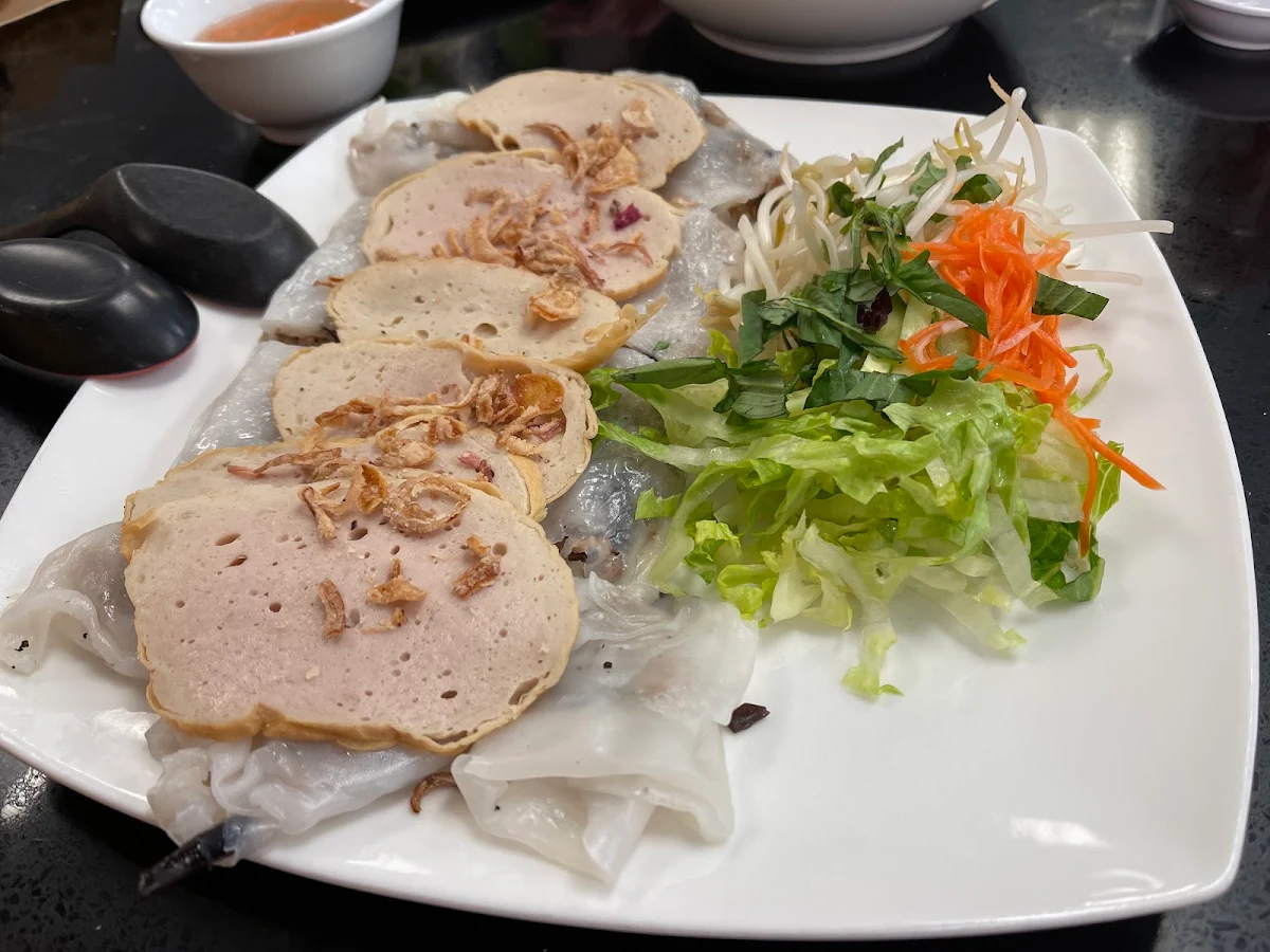 Highlights, Pho Binh Minh