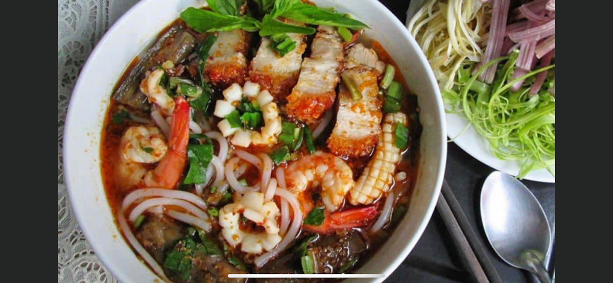 Highlights, Pho Binh Minh