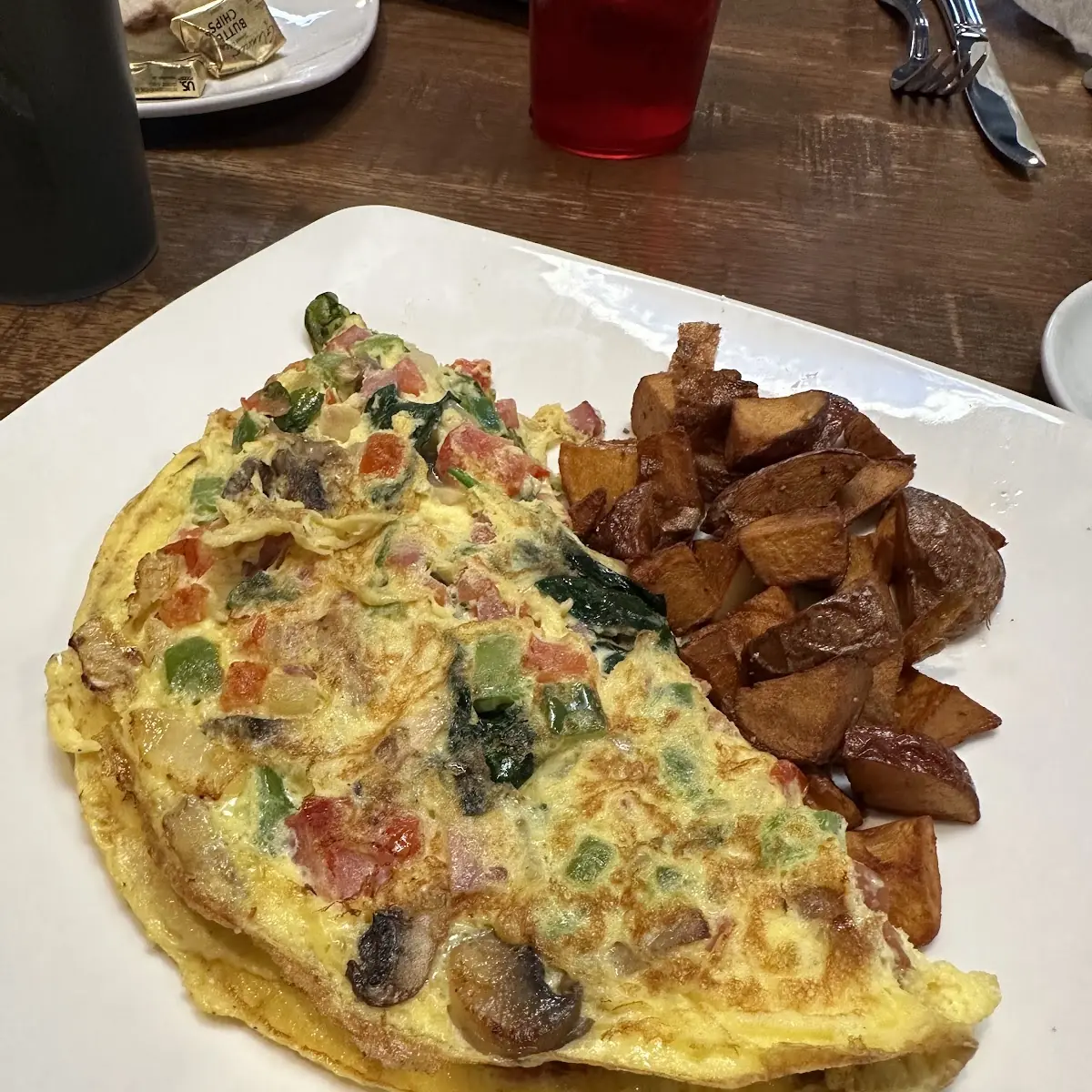 Veggie Omelette with Ham