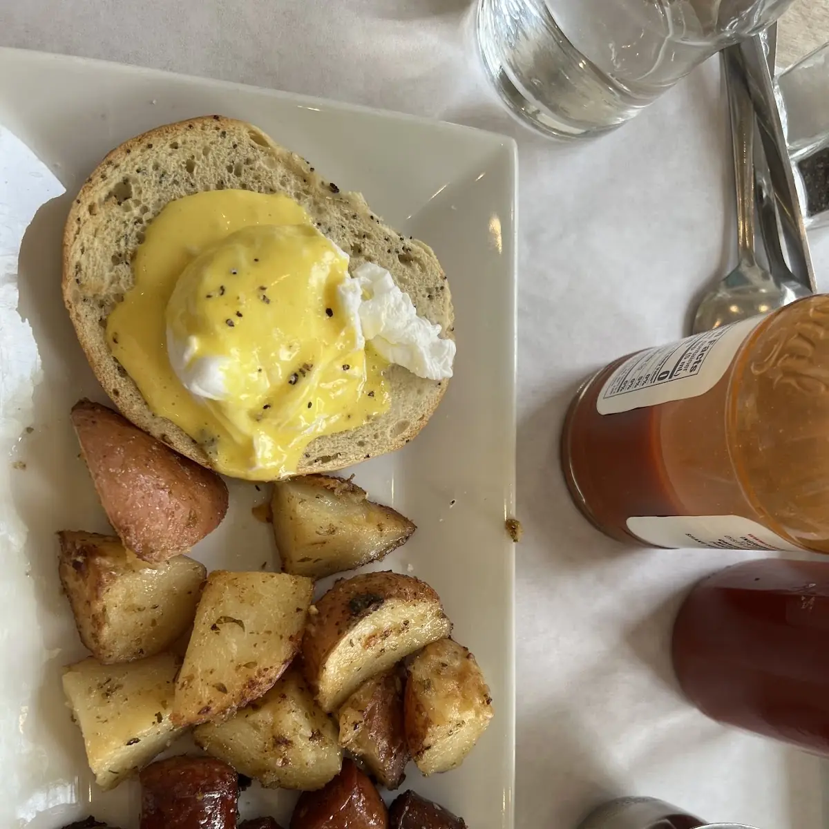 Eggs Benedict on a Bagel