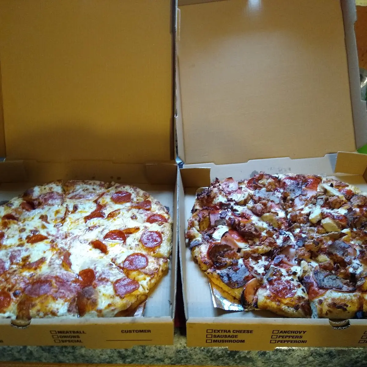 Pepperoni Pizza Meat Lovers
