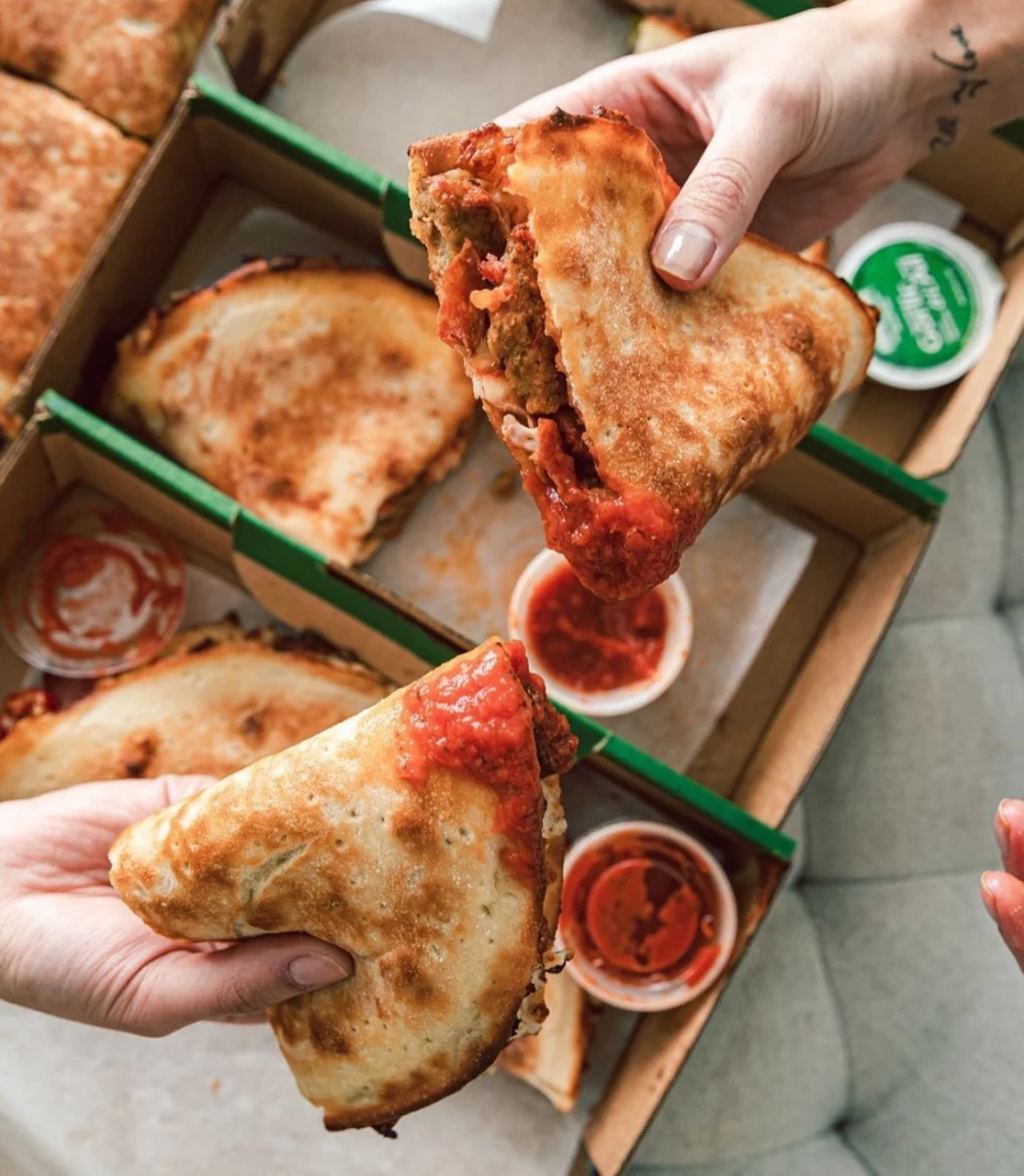 Highlights, Papa Johns Pizza