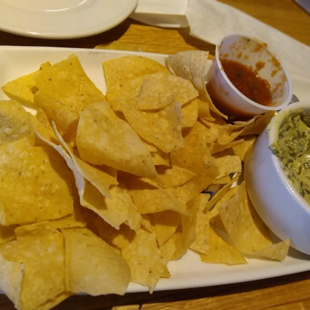 White Queso Dip & Chips