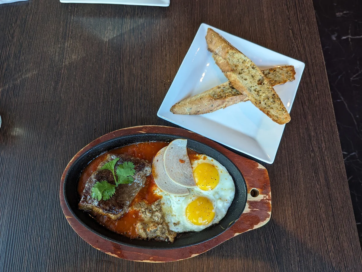 Sizzling Beef Steak Bo NÉ