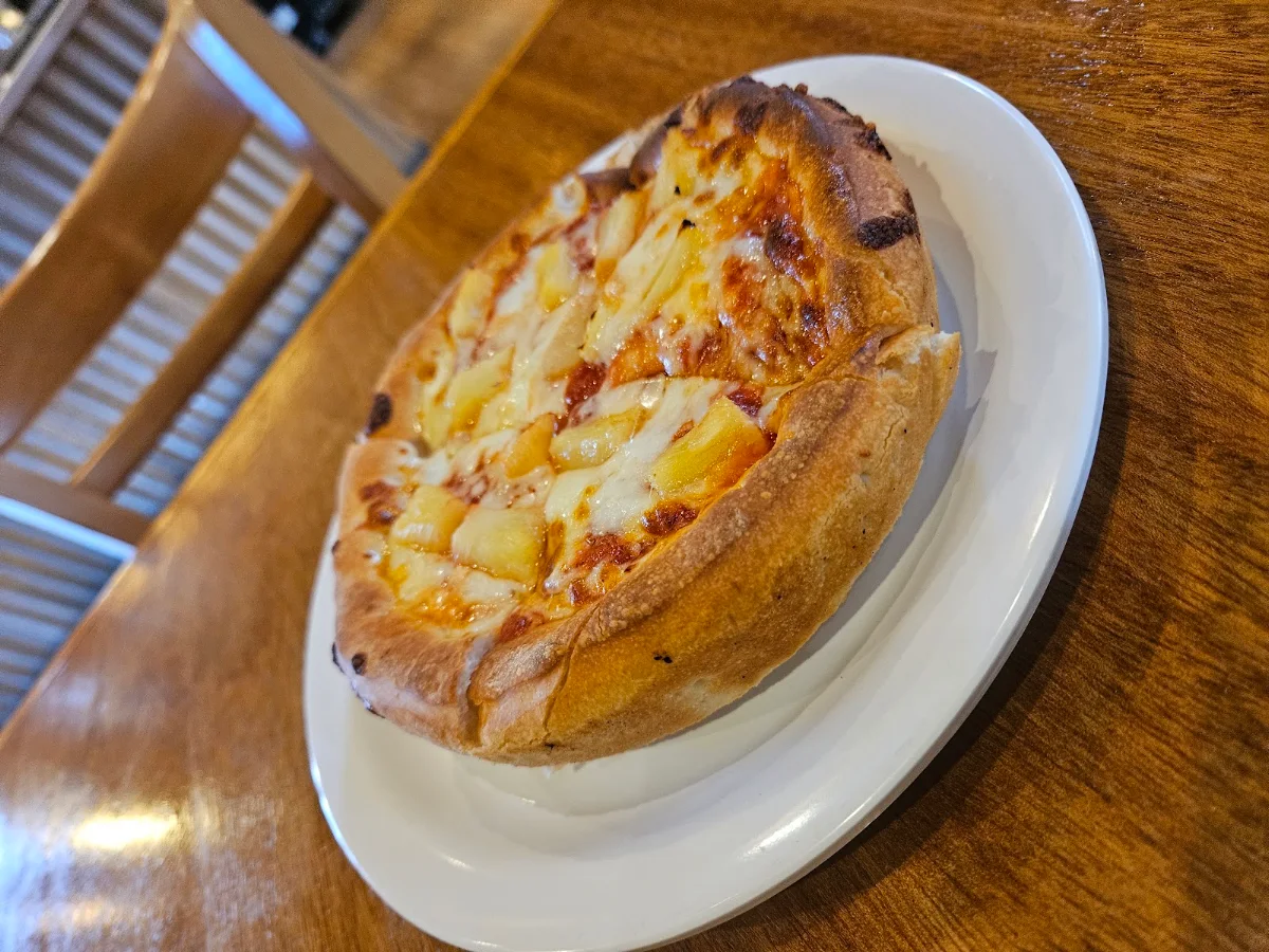 Personal Pizza with Pineapple