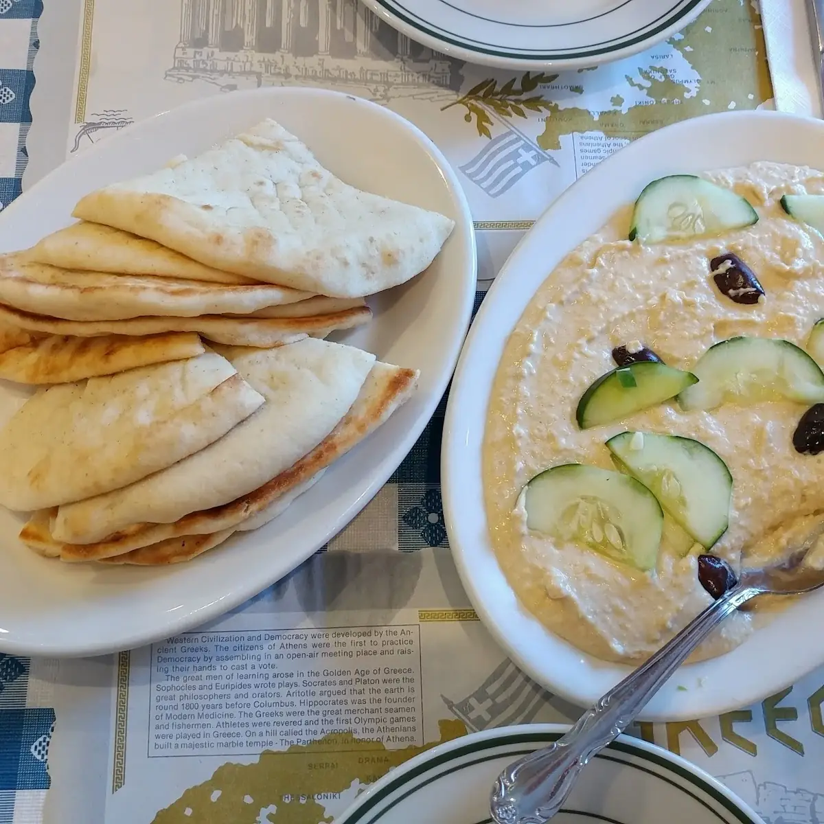 Hummus with Pita Bread