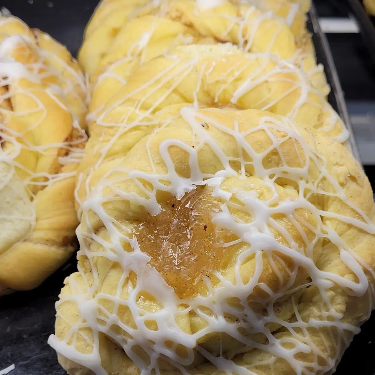 Cheese Bread with Sauce