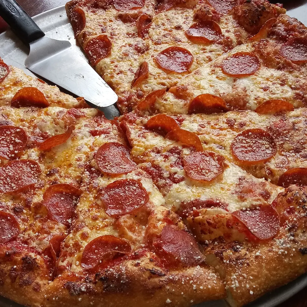 18 Inch Pepperoni Pizza