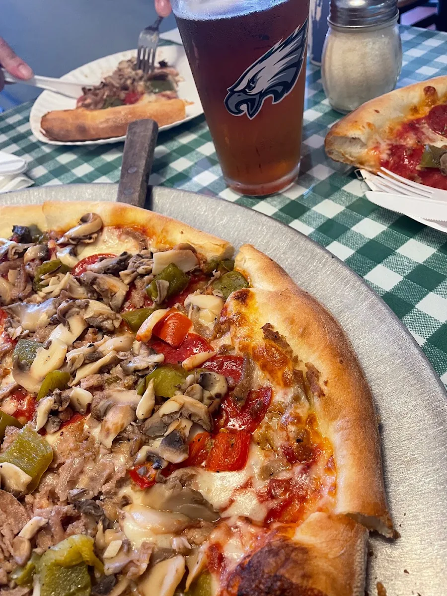 Deluxe Pizza