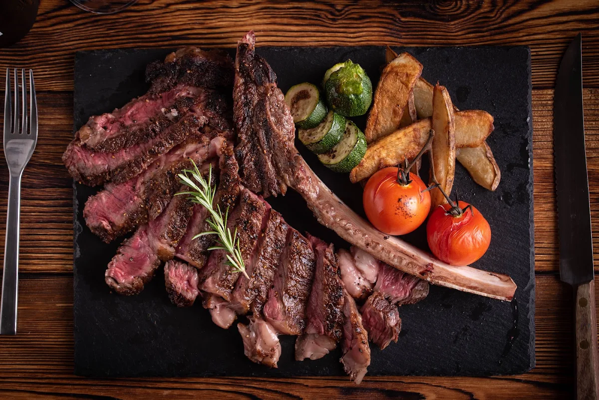 Highlights, Lakeside Chophouse & Wine Bar