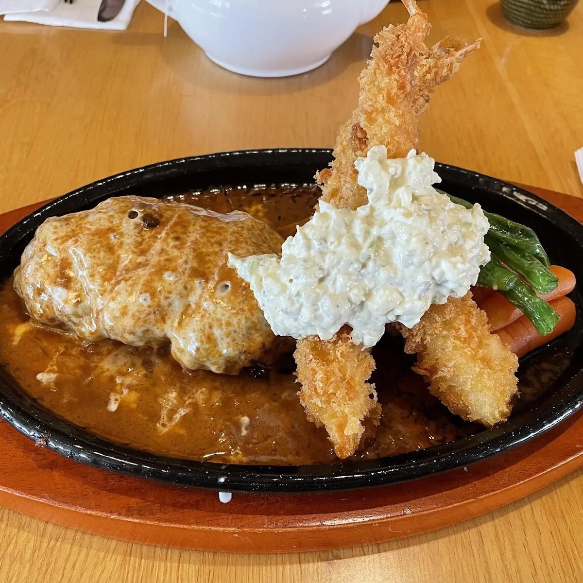 Hamburger Steak with Cheese and Fried Shrimp